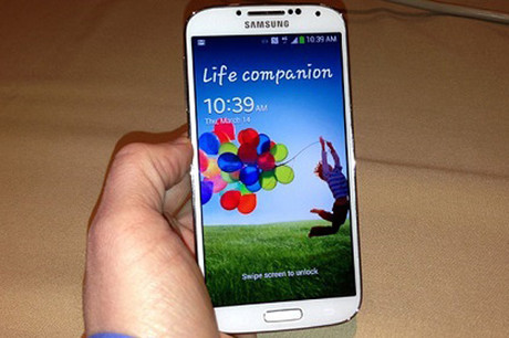 4 lí do không nên nâng cấp lên Galaxy S4 4